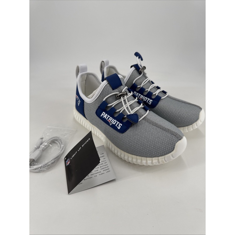 Fanatics New England Patriots LED Light‎ Up Shoes Size 6 NEW